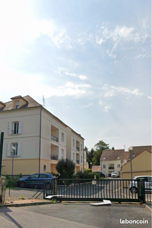 Appartement 3 pièces 81 m² · à Clermont · 81 m² · 980 €/mois