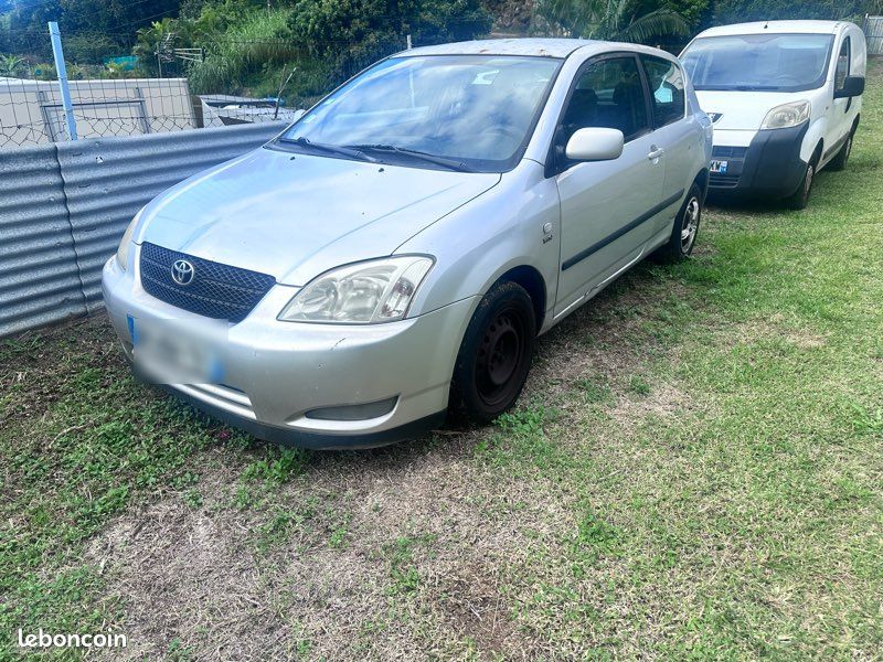 Toyota corolla (image 3)