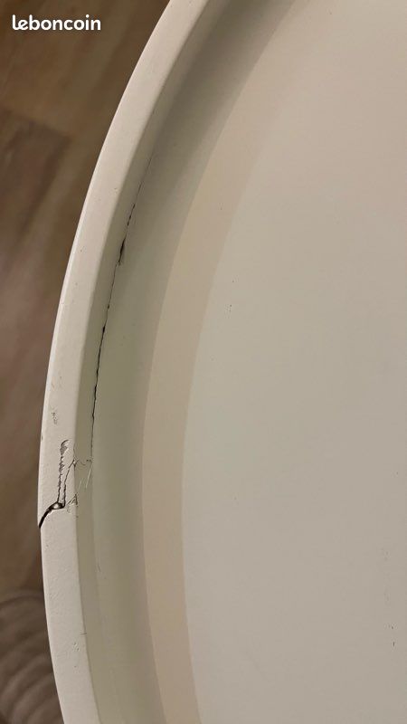 Table (image 5)
