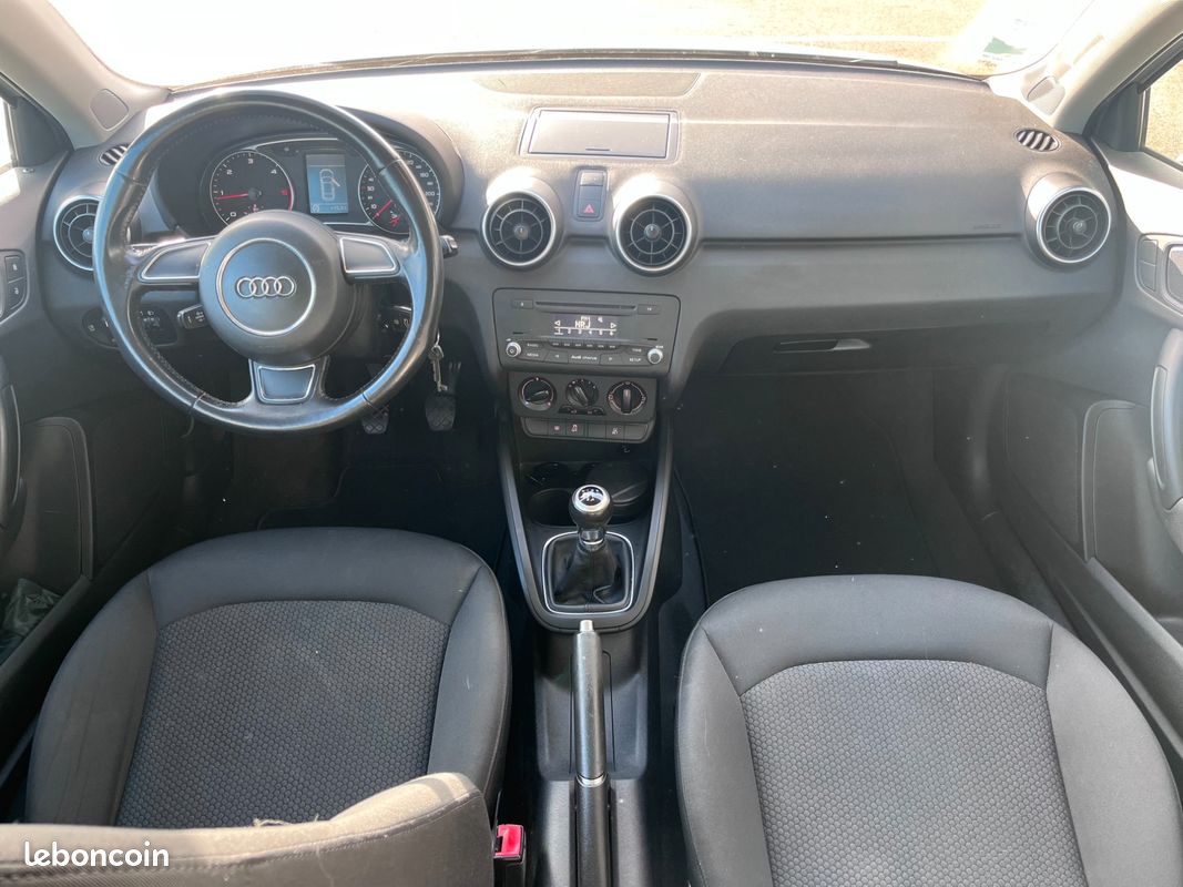 Audi a1 1.6 tdi 90 ch ambiente (image 10)