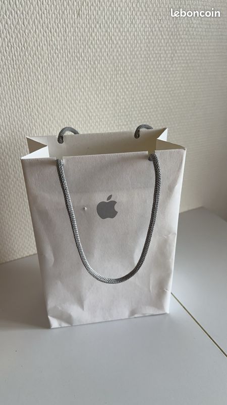 IPhone 15 pro 256g (image 7)