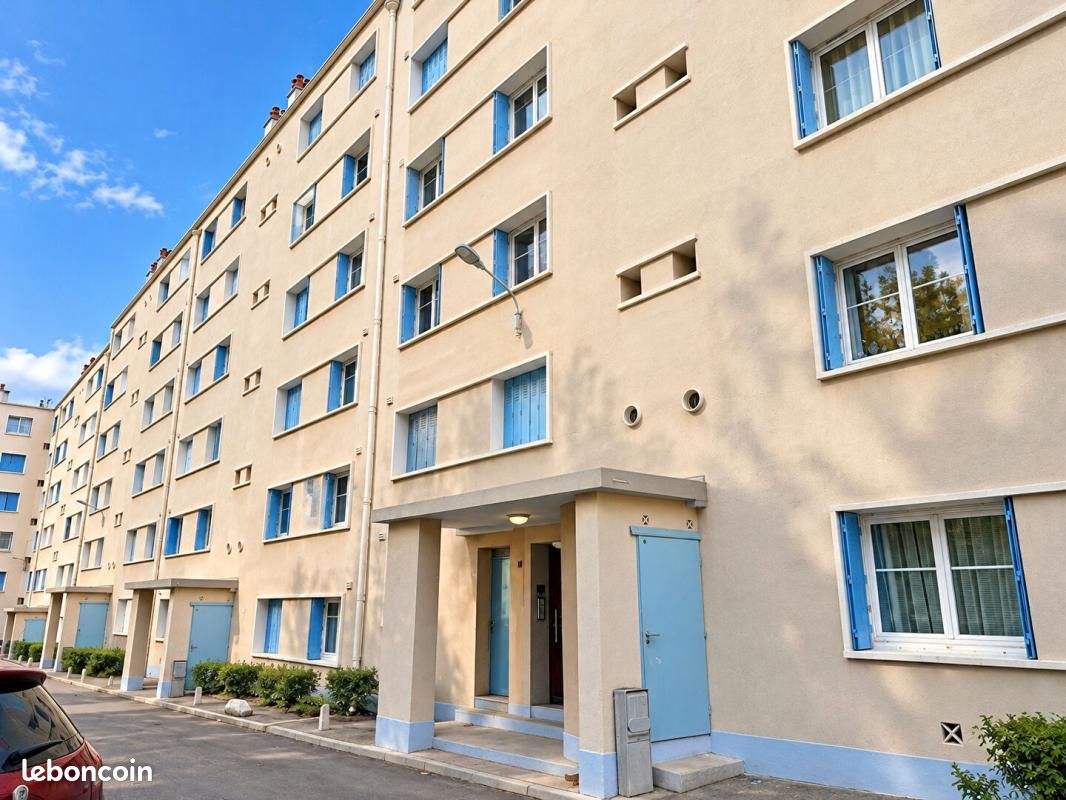 Appartement 3 pièces 65 m² · à Marseille · 65 m² · 230 000 €