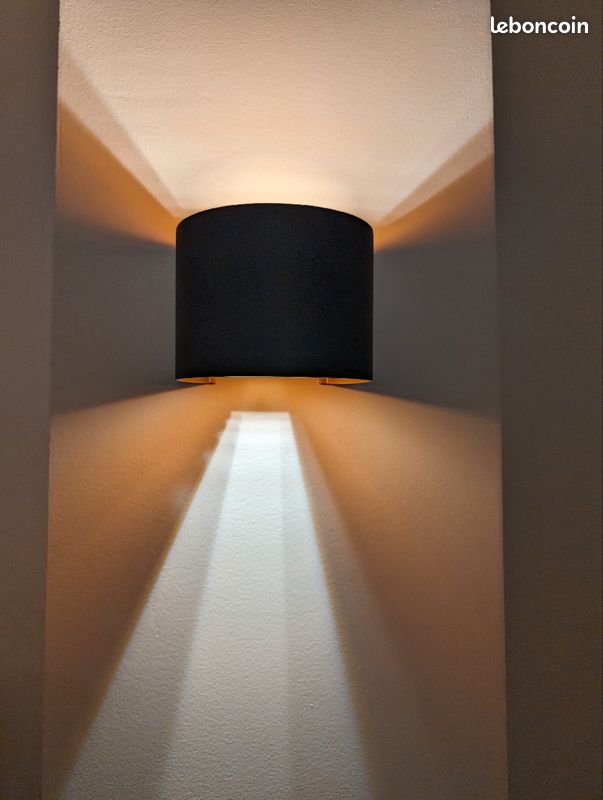 Lot de 2 Appliques murale noire moderne (image 1)