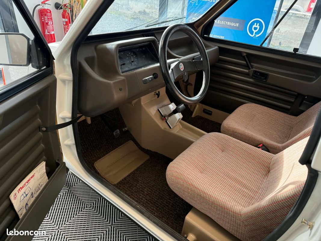 Microcar 300 Glx Collection 2000 kms 1988 (image 3)