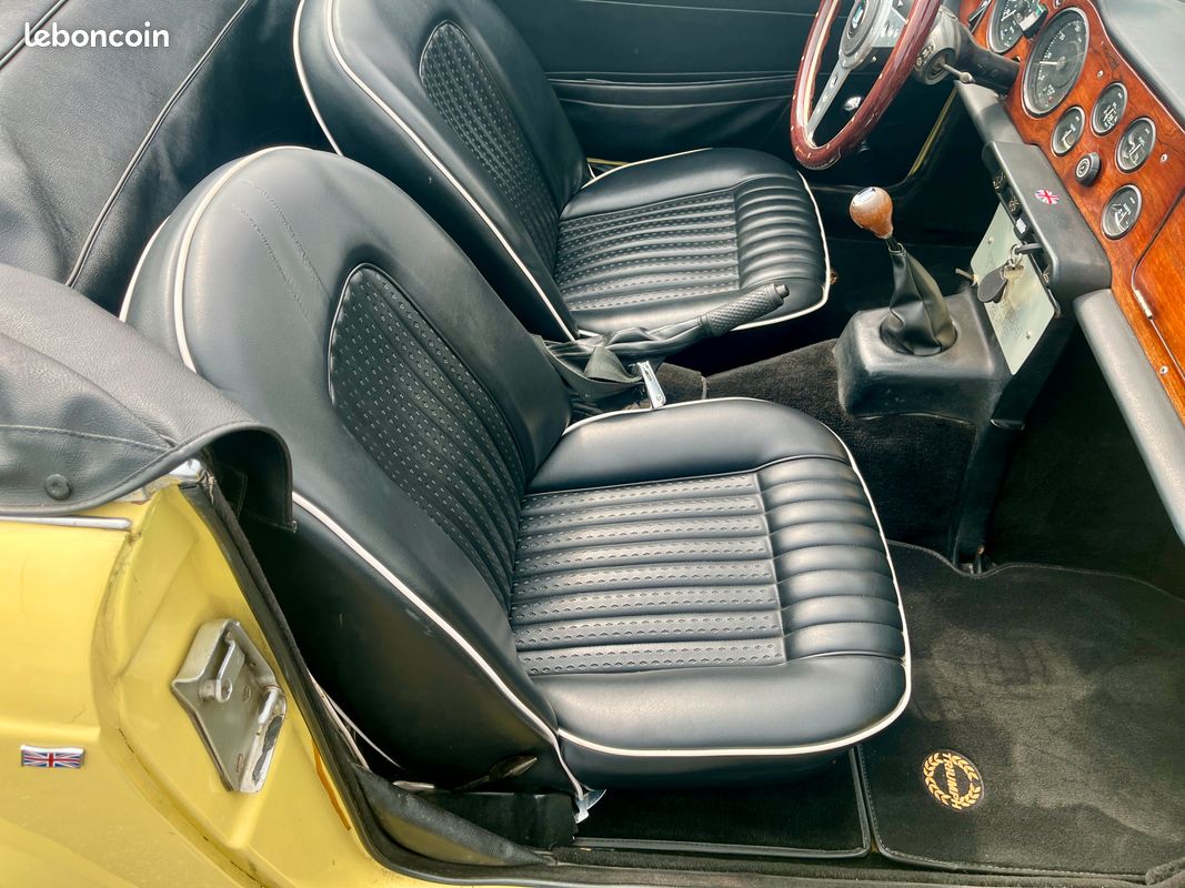 Triumph tr250 - 1968 (image 9)