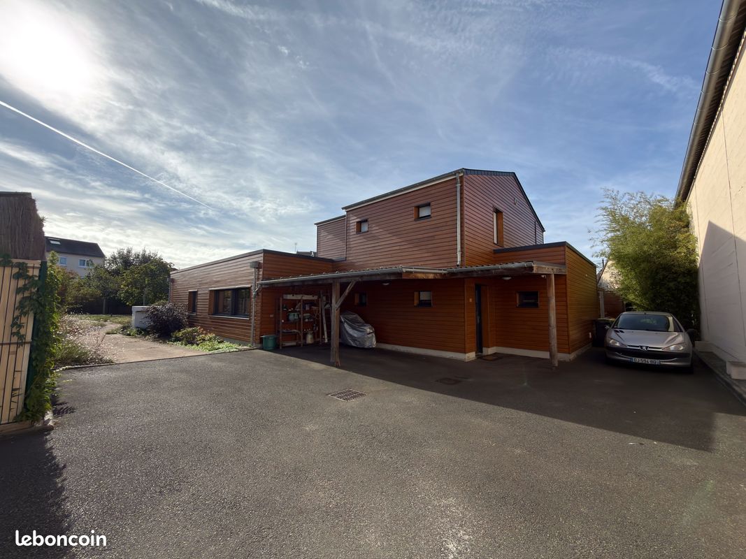 Maison 9 pièces 215 m² · à Le Mans · 215 m² · 520 000 €