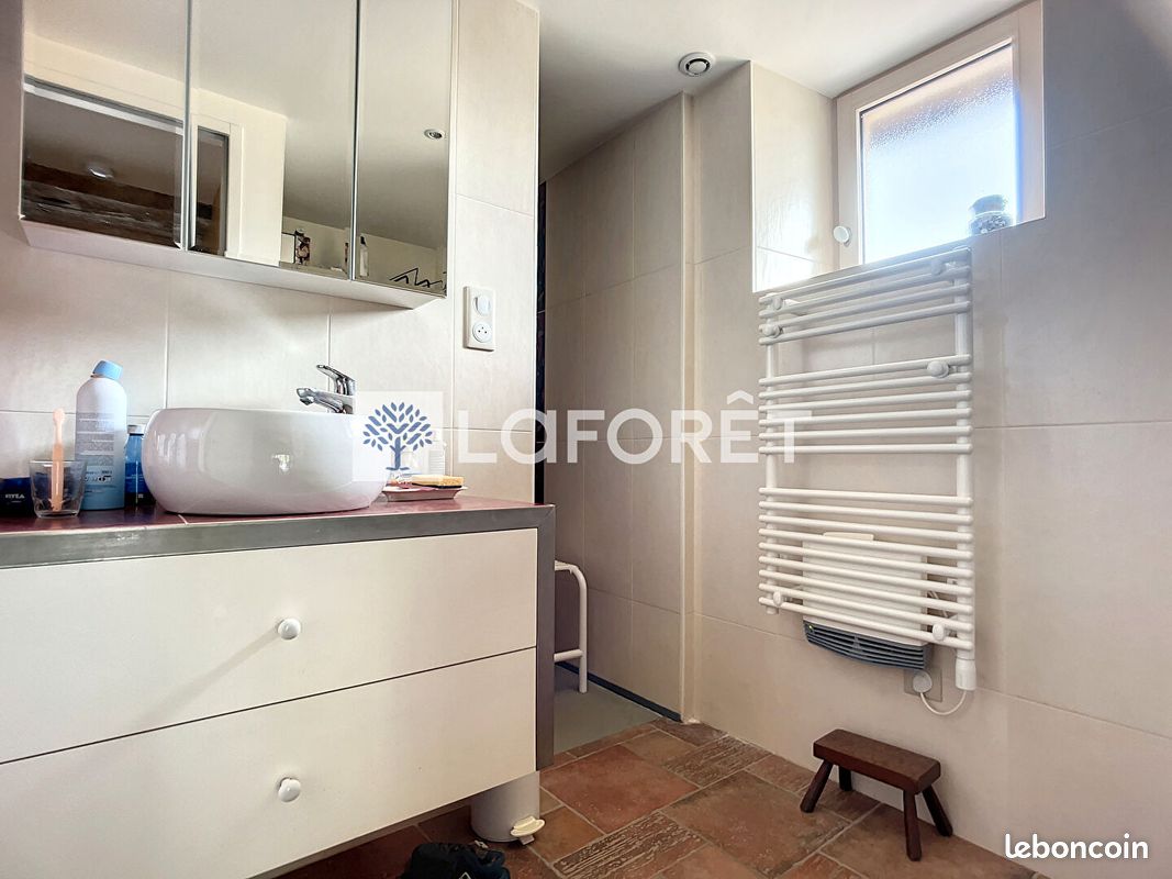 Propriété 4 pièces 175 m² - Parthenay 79200 (image principale 10)