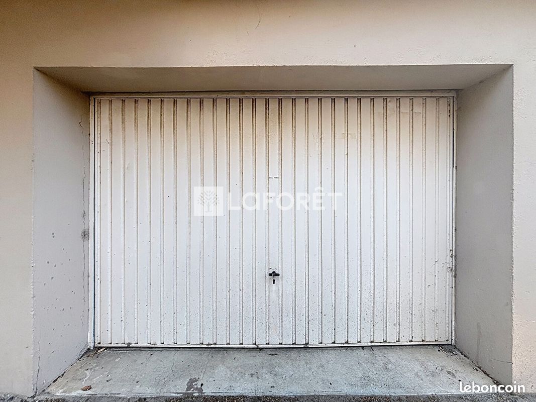 Parking 16 m² · à Valence · 16 m² · 21 000 €