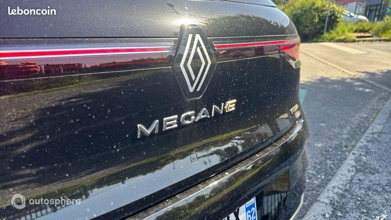Renault Mégane E-Tech Electric 220ch Iconic autonomie confort -25 (image 18)
