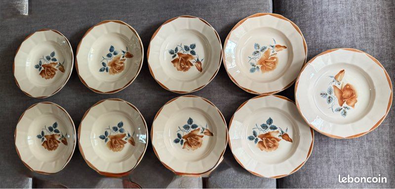 8 assiettes creuses Digoin Sarreguemines jaune, modèle Ecossais