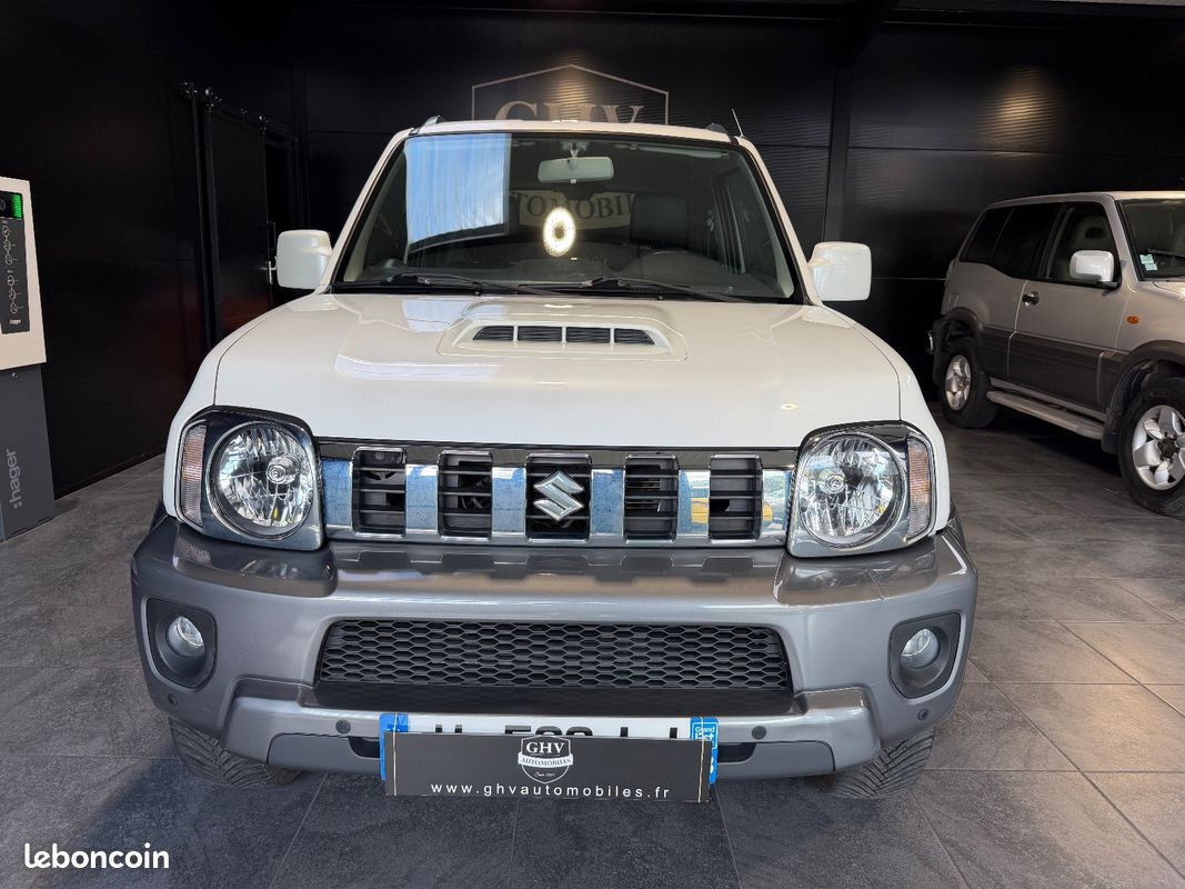 SUZUKI JIMNY 1,3L VVT 86Ch 4X4 3 PORTES 1ère MAIN (image 7)