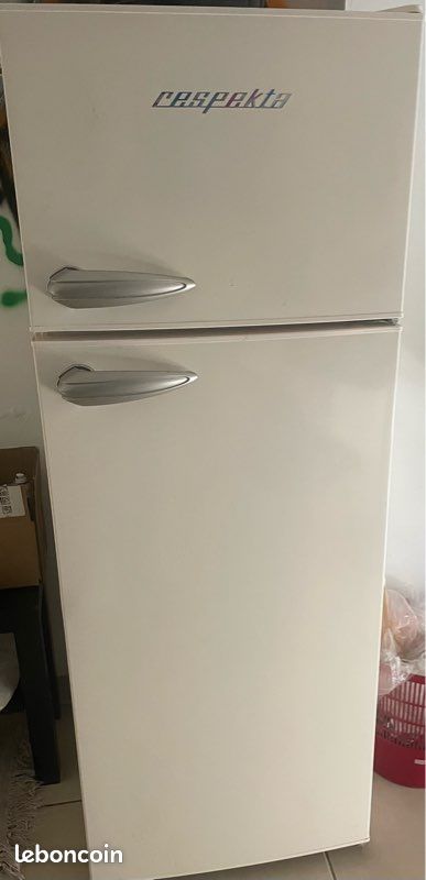 Frigo beige Respekta (image 1)