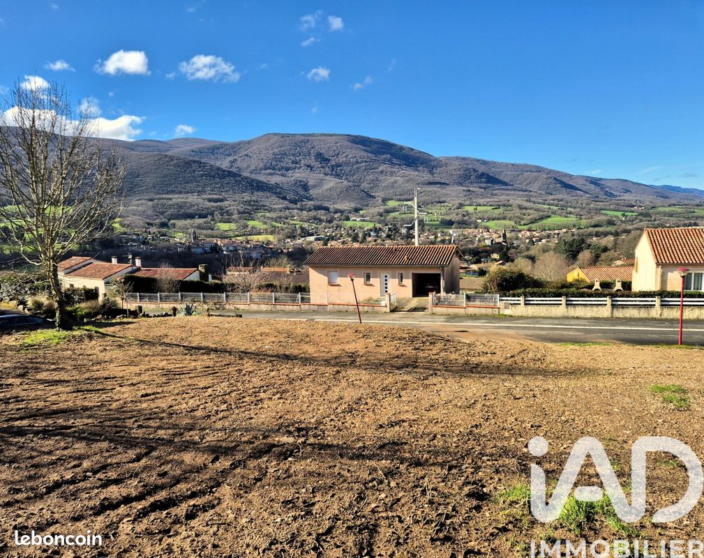 Terrain 912 m² · à Saint-Amans-Valtoret · 912 m² · 55 000 €