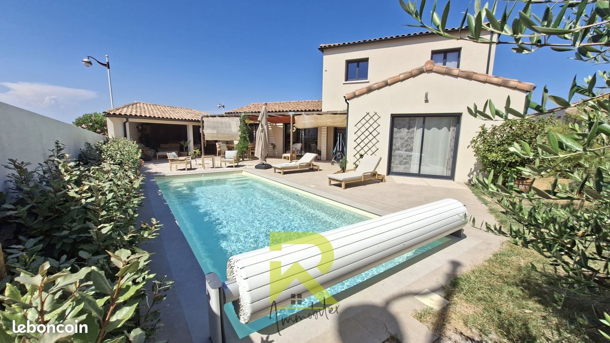 Maison 5 pièces 138 m² · à Fleury · 138 m² · 456 000 €