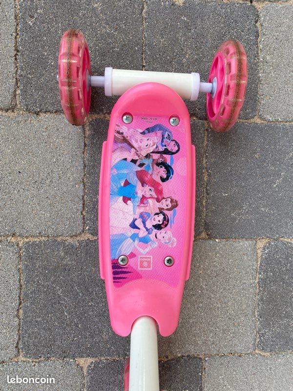 Trottinette 3 roues Princesses (image 5)