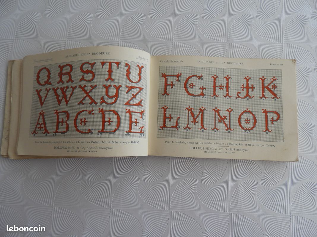 alphabet de la brodeuse de de dillmont