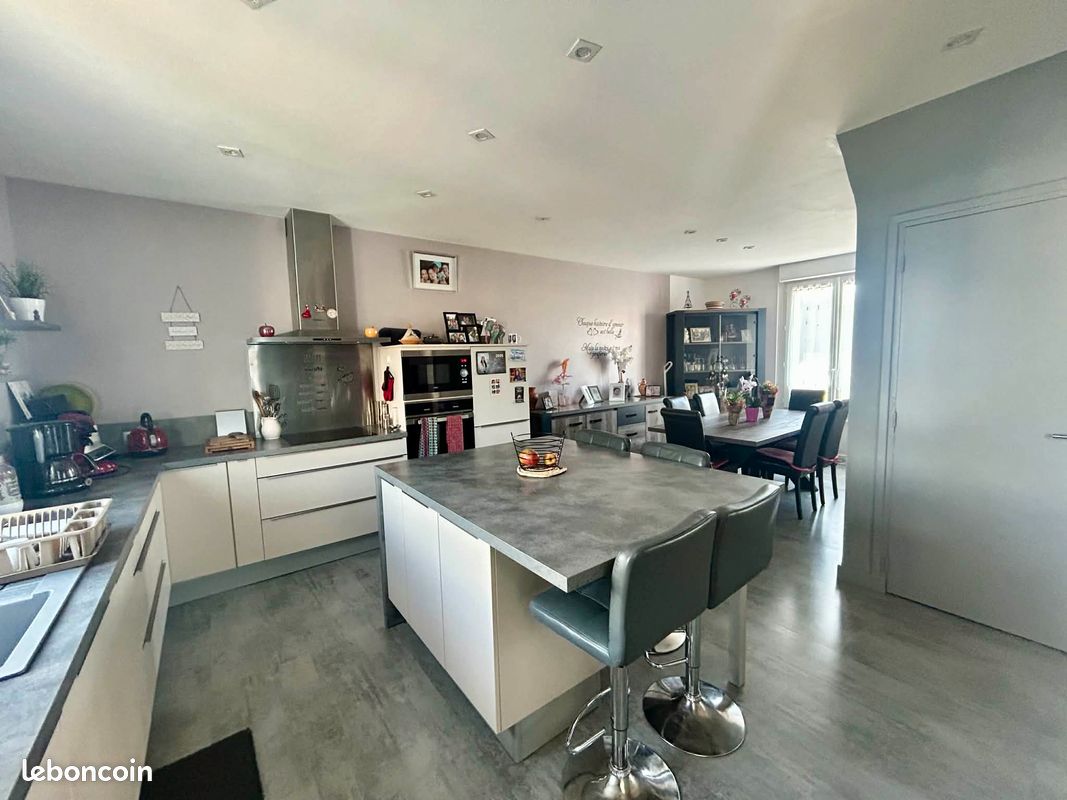 Maison 4 pièces 94 m² · à Flers · 94 m² · 130 000 €