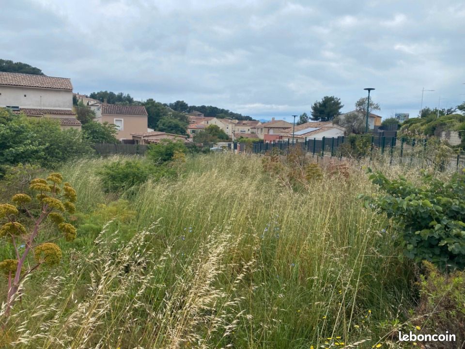 Terrain 465 m² La Garde · 260 000 €