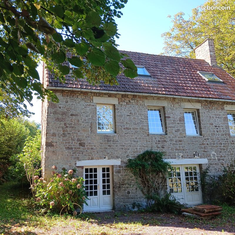 Maison 6 pièces 145 m² · à Saint-Planchers · 145 m² · 350 000 €