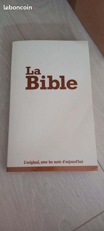 Livre la bible (image 1)