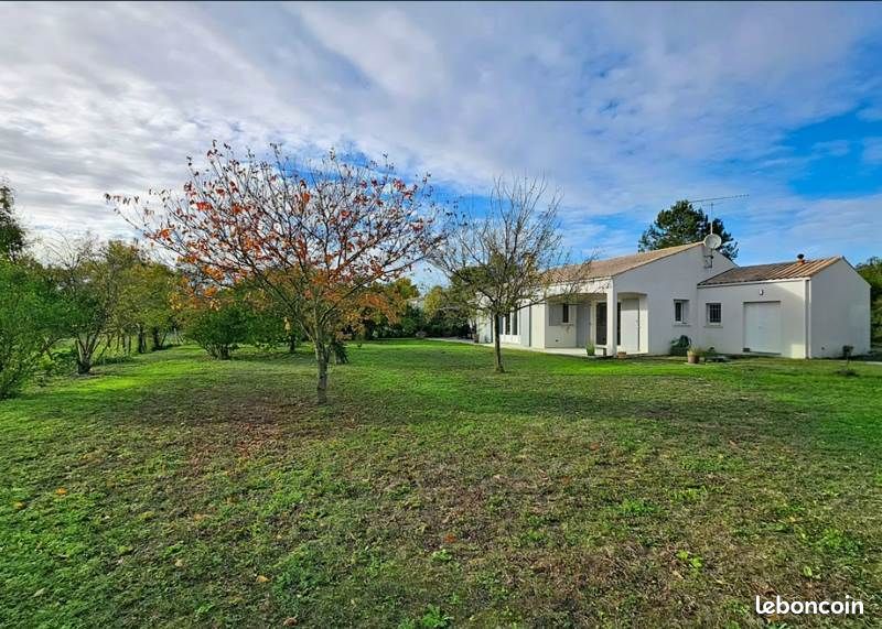 Maison 5 pièces 140 m² · au Thou · 140 m² · 379 080 €