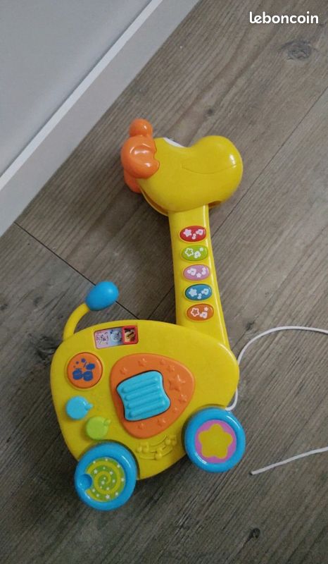 Guitare girafe musicale (image 1)