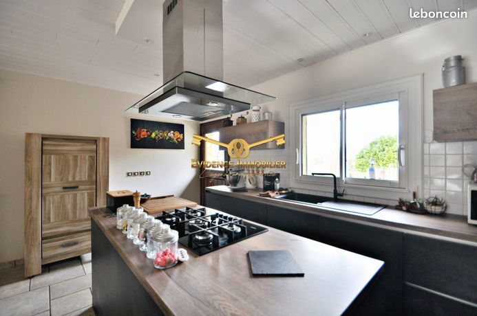 Maison 7 pièces 143 m²