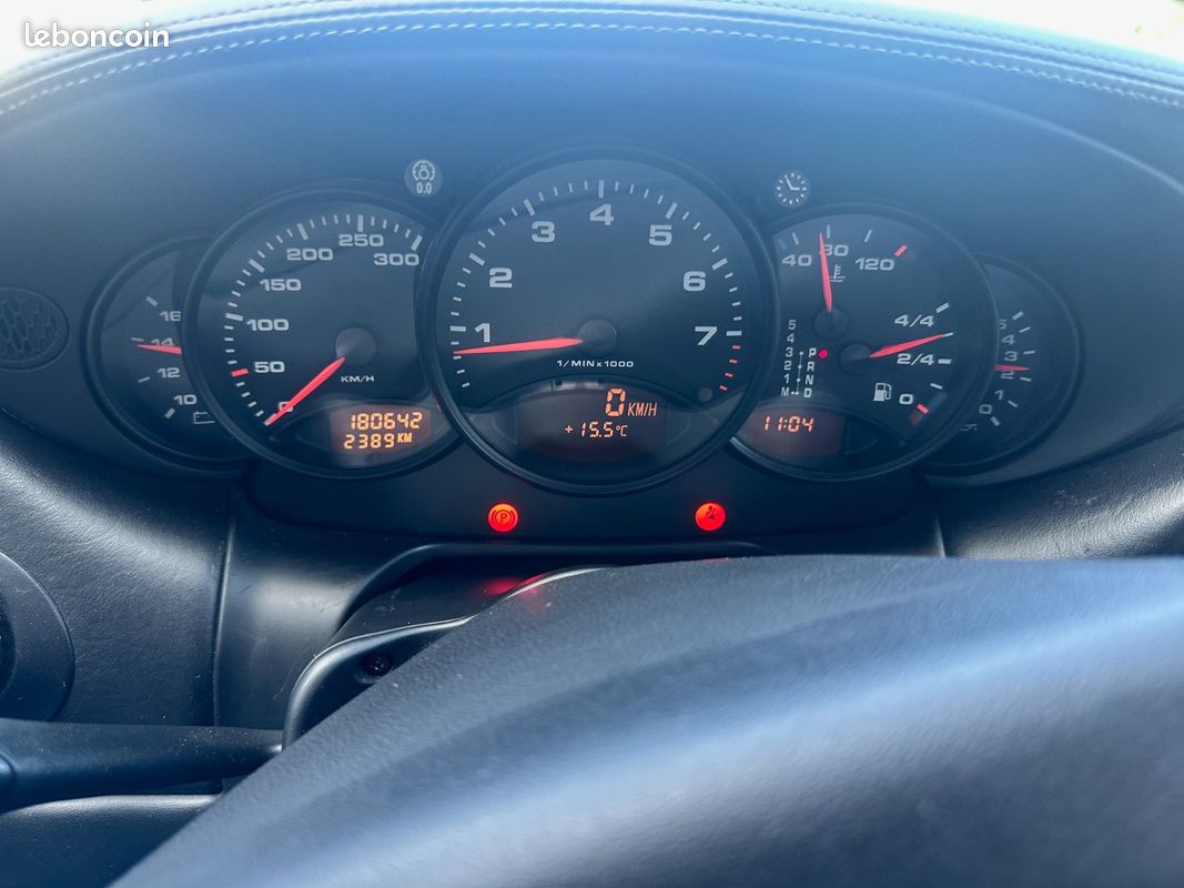 Porsche 911 Carrera 4 Coupe Tiptronic 300 ch (image 13)