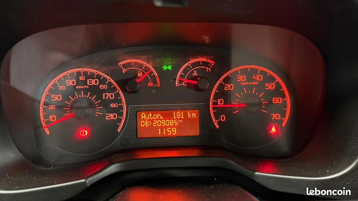 Fiat fiorino tole 1.3 16v multijet 75 pack (image 31)