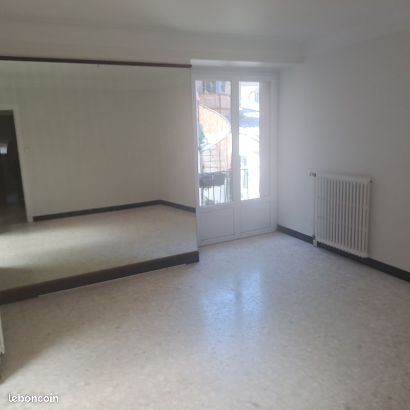 Appartement 4 pièces 60 m² · à Les Herbiers · 60 m² · 490 €