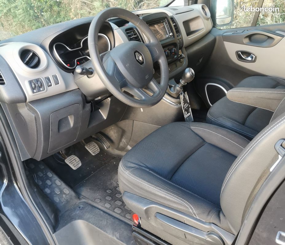 Renault trafic 1.6 dci 95 ch première main 103000 km (idem opel vivaro , nissan primastar , fiat talento etc...) (image 3)