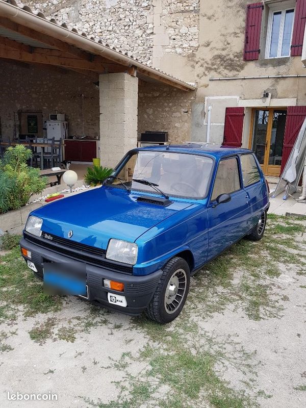 Renault 5 Alpine Turbo bleu