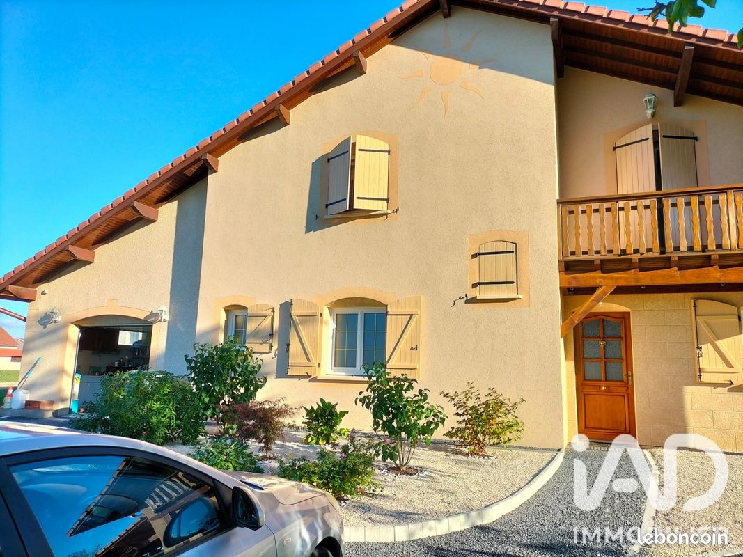 Maison 6 pièces 165 m² · à Mazeley · 165 m² · 328 000 €
