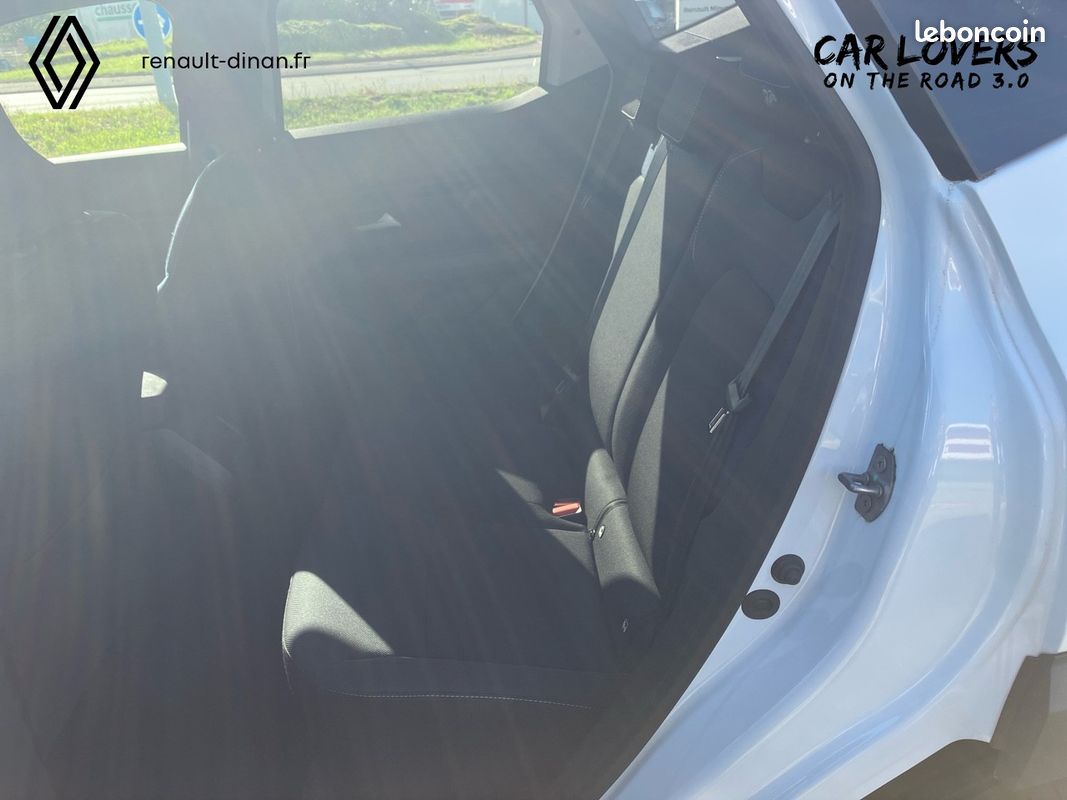 DACIA Duster Hybrid 140 Journey (image 15)