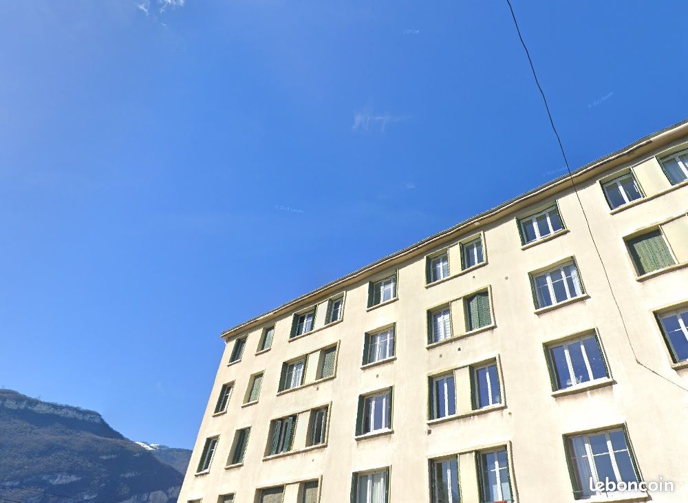Appartement 2 pièces 34 m² · à Fontaine · 34 m² · 520 €/mois