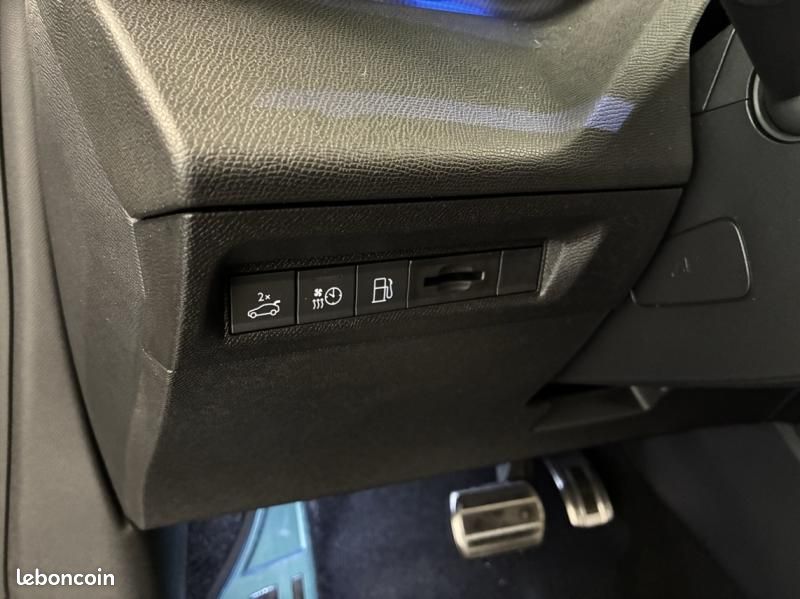 Peugeot 408 Plug-in Hybrid 240ch GT Exclusive e-DCS7 (image 26)