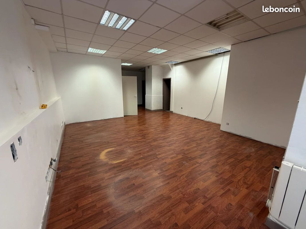Local commercial 82 m² Eauze (image 1)