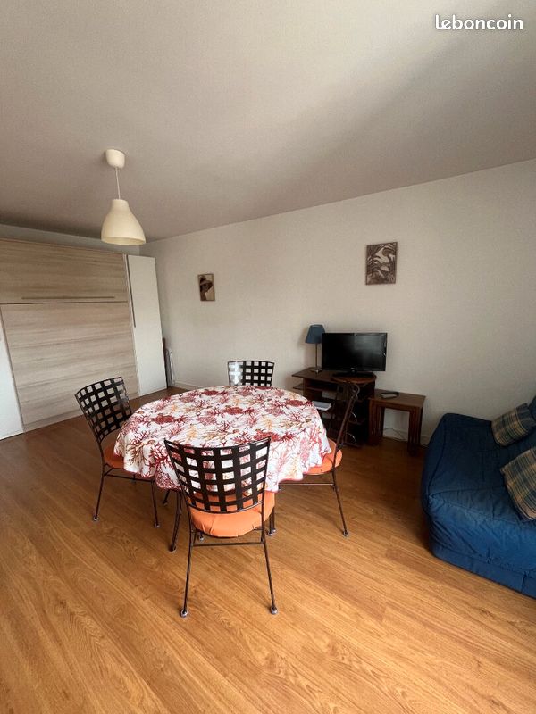 Appartement 1 pièce 32 m² · à Saint-Germain-en-Laye · 32 m² · 1 040 €/mois