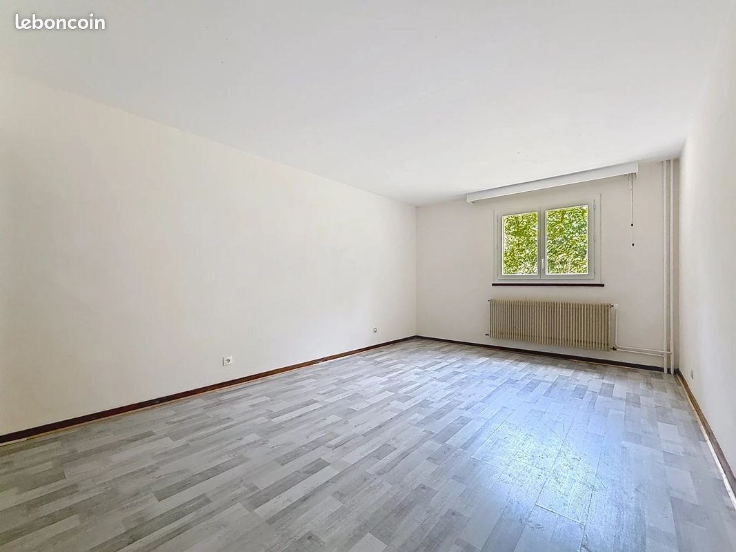 Appartement a louer rillieux-la-pape - 6 pièce(s) - 176 m2 - Surfyn