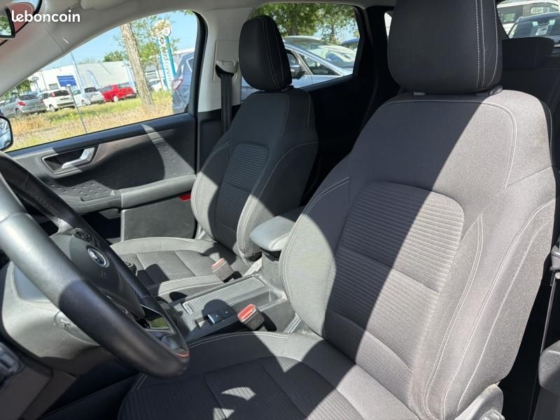 Ford Kuga 2.0 EcoBlue 150ch mHEV Titanium (image 10)