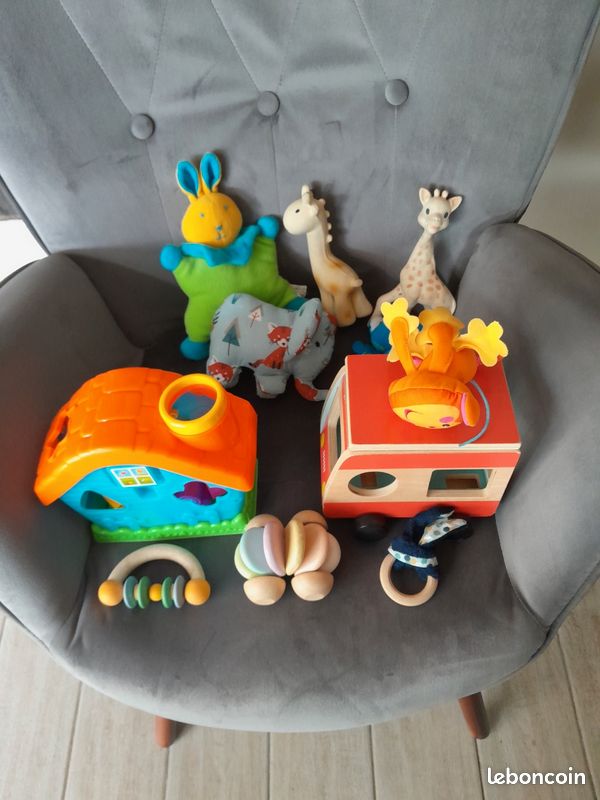 Divers jouets (image 1)