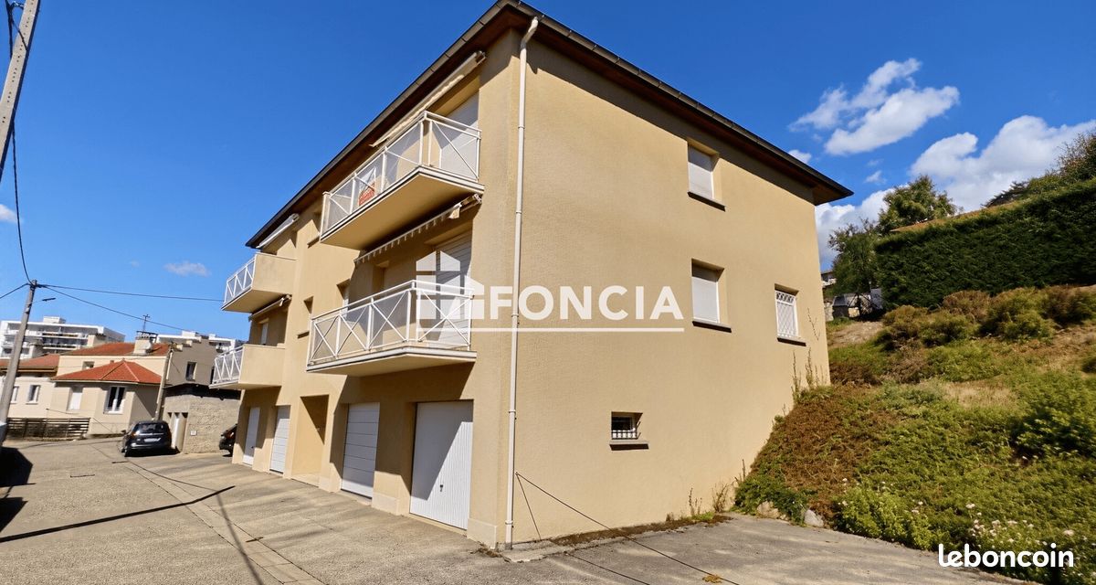 Appartement 3 pièces 73 m² · à Unieux · 73 m² · 120 000 €