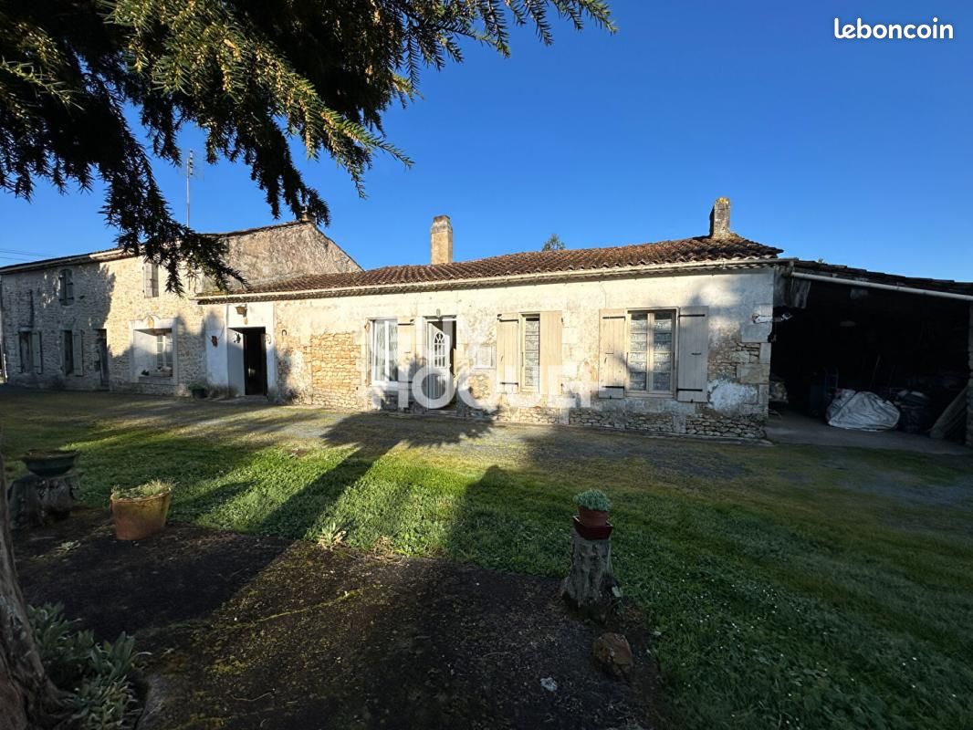 Maison 8 pièces 160 m² · à Saint-Just-Luzac · 160 m² · 316 500 €