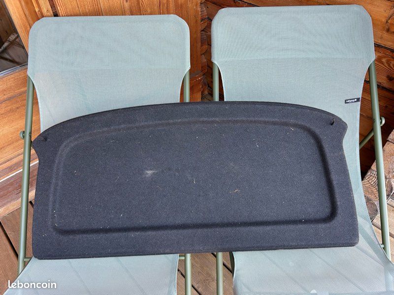 Plage arrière Volkswagen VW Golf (image 1)