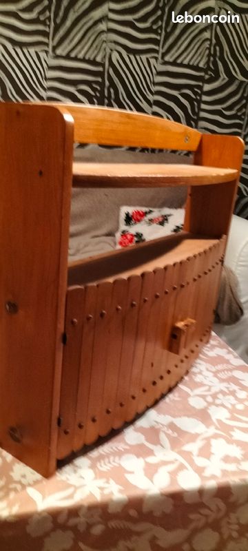Étagère murale avec 2port en bois (image 2)