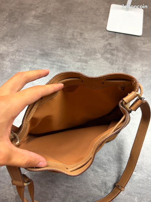 Sac seau en cuir marron Céline Paris monogram vintage 90s #90s (image 9)