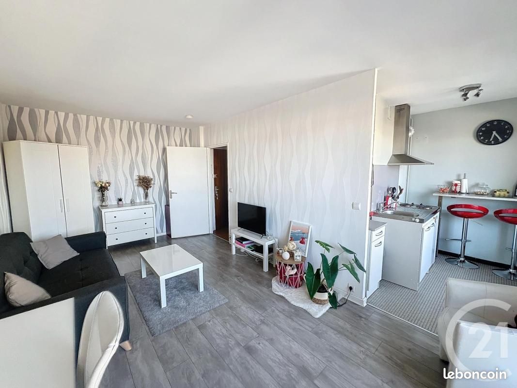 Appartement 1 pièce 28 m² · à Reims · 28 m² · 550 €
