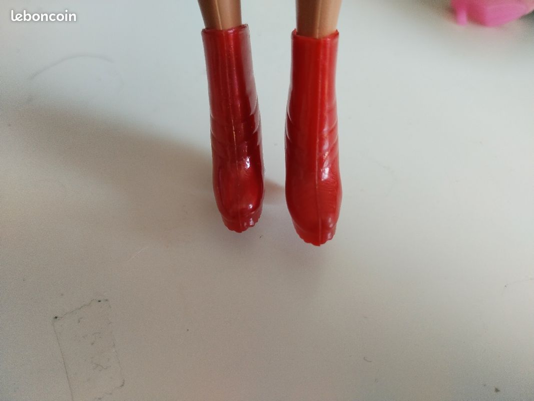 Lot de 3 paires de chaussures pour barbie (image 6)