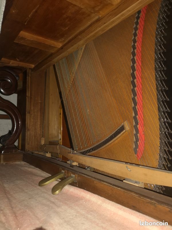 Piano droit Erard (image 3)