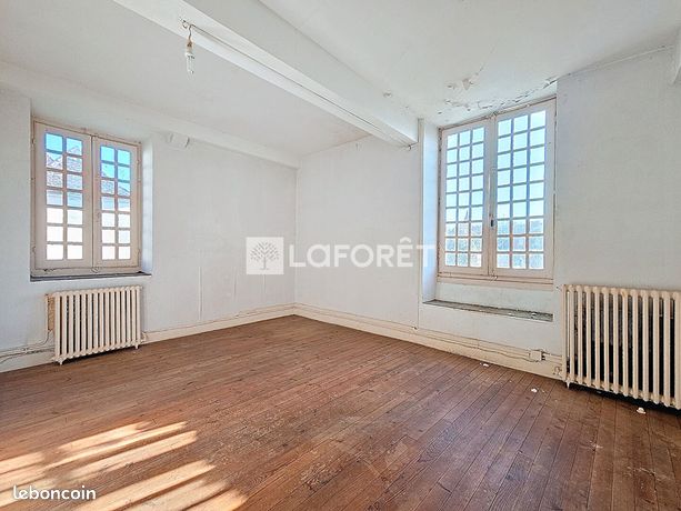 https://img.leboncoin.fr/api/v1/lbcpb1/images/5b/6b/05/5b6b05e4a079c398b57f15cc23b91bb745727559.jpg?rule=ad-image